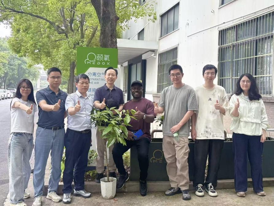 Deepen International Cooperation, Jointly Forge a 
